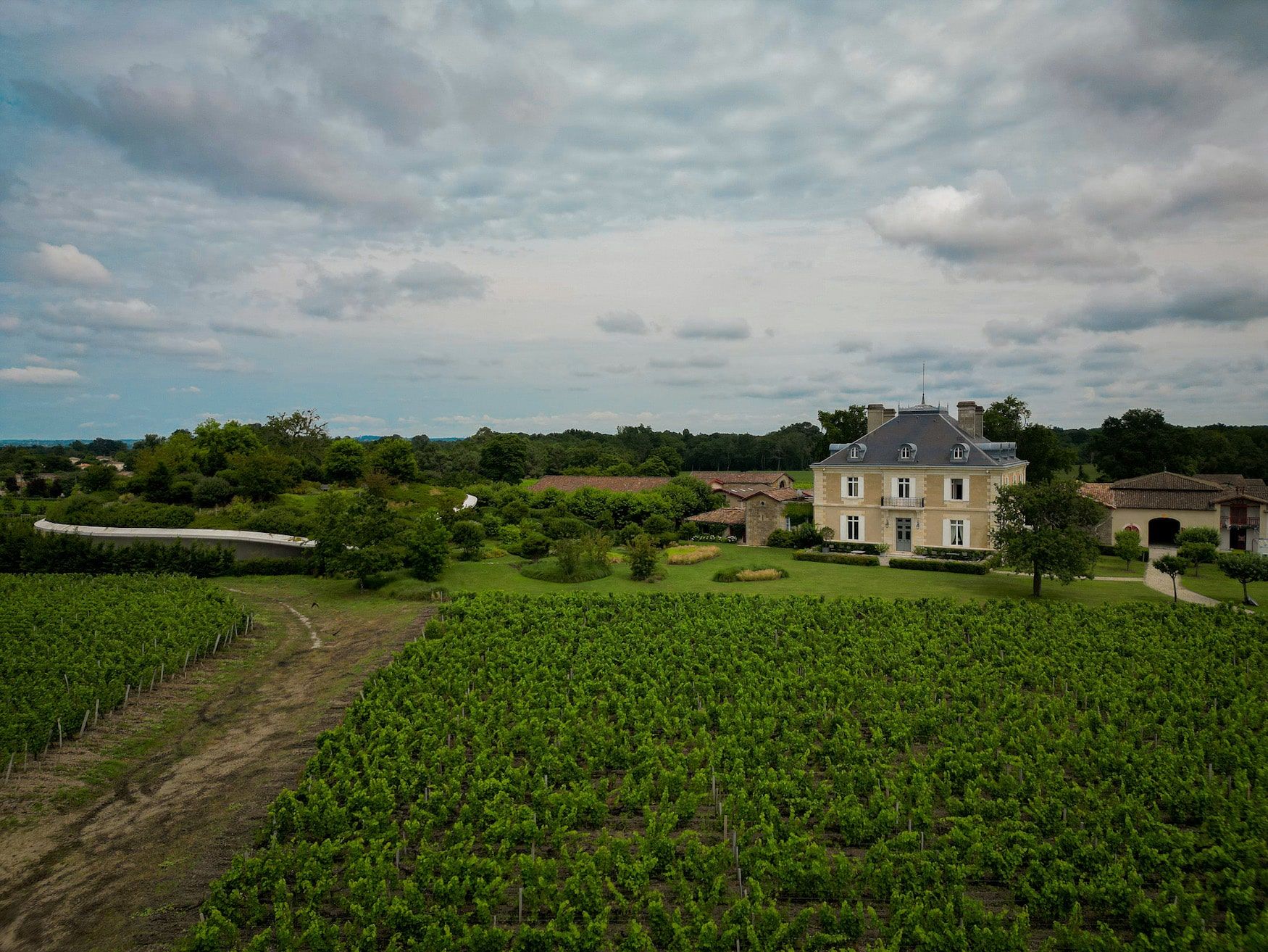 Haut Bailly 1.jpg